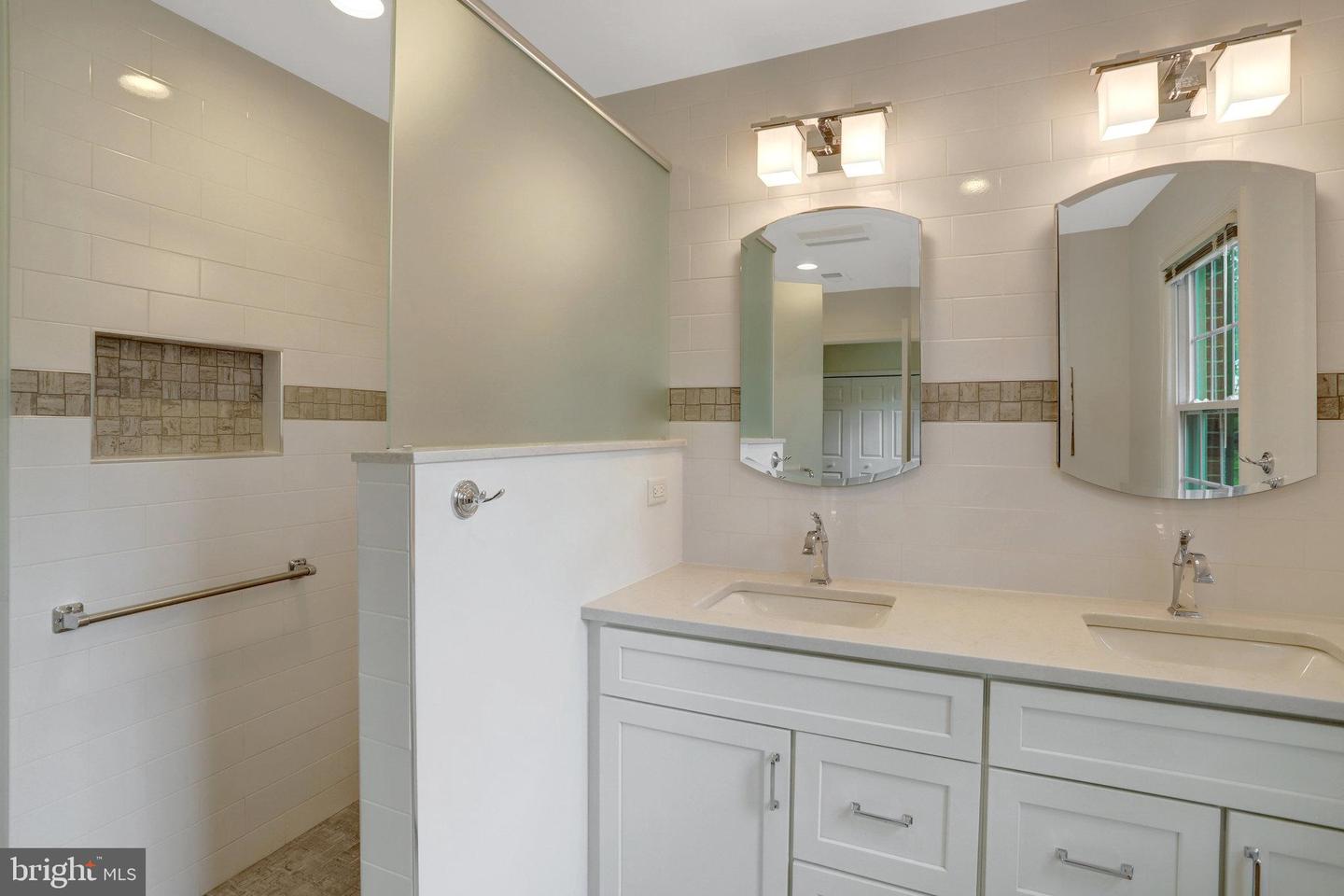 3000 1ST ST N, ARLINGTON, Virginia 22201, 4 Bedrooms Bedrooms, ,3 BathroomsBathrooms,Residential,For sale,3000 1ST ST N,VAAR2057126 MLS # VAAR2057126