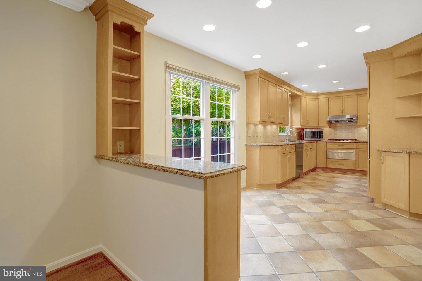 3000 1ST ST N, ARLINGTON, Virginia 22201, 4 Bedrooms Bedrooms, ,3 BathroomsBathrooms,Residential,For sale,3000 1ST ST N,VAAR2057126 MLS # VAAR2057126