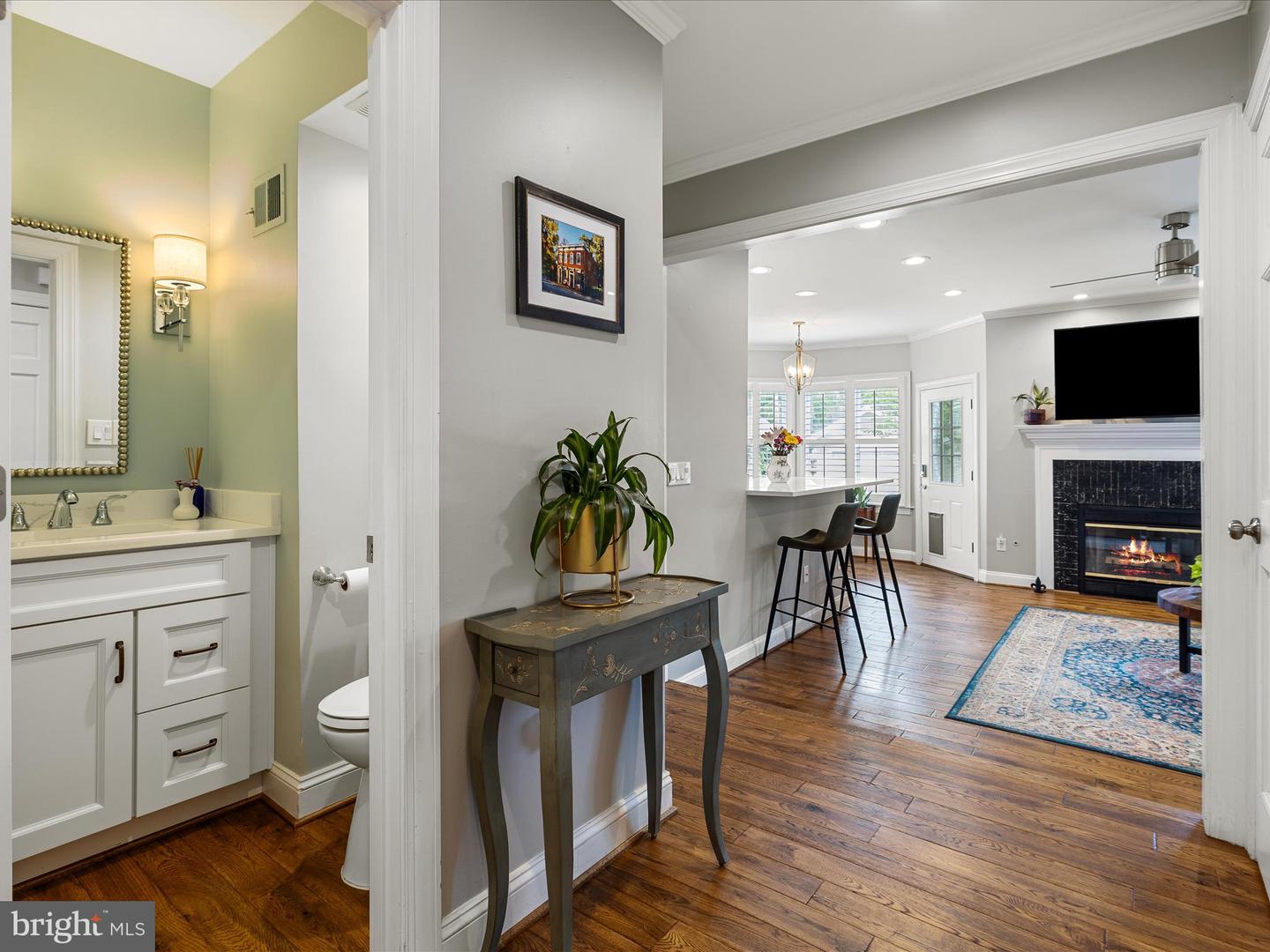 18 AYR ST SW, LEESBURG, Virginia 20175, 3 Bedrooms Bedrooms, ,2 BathroomsBathrooms,Residential,For sale,18 AYR ST SW,VALO2095730 MLS # VALO2095730