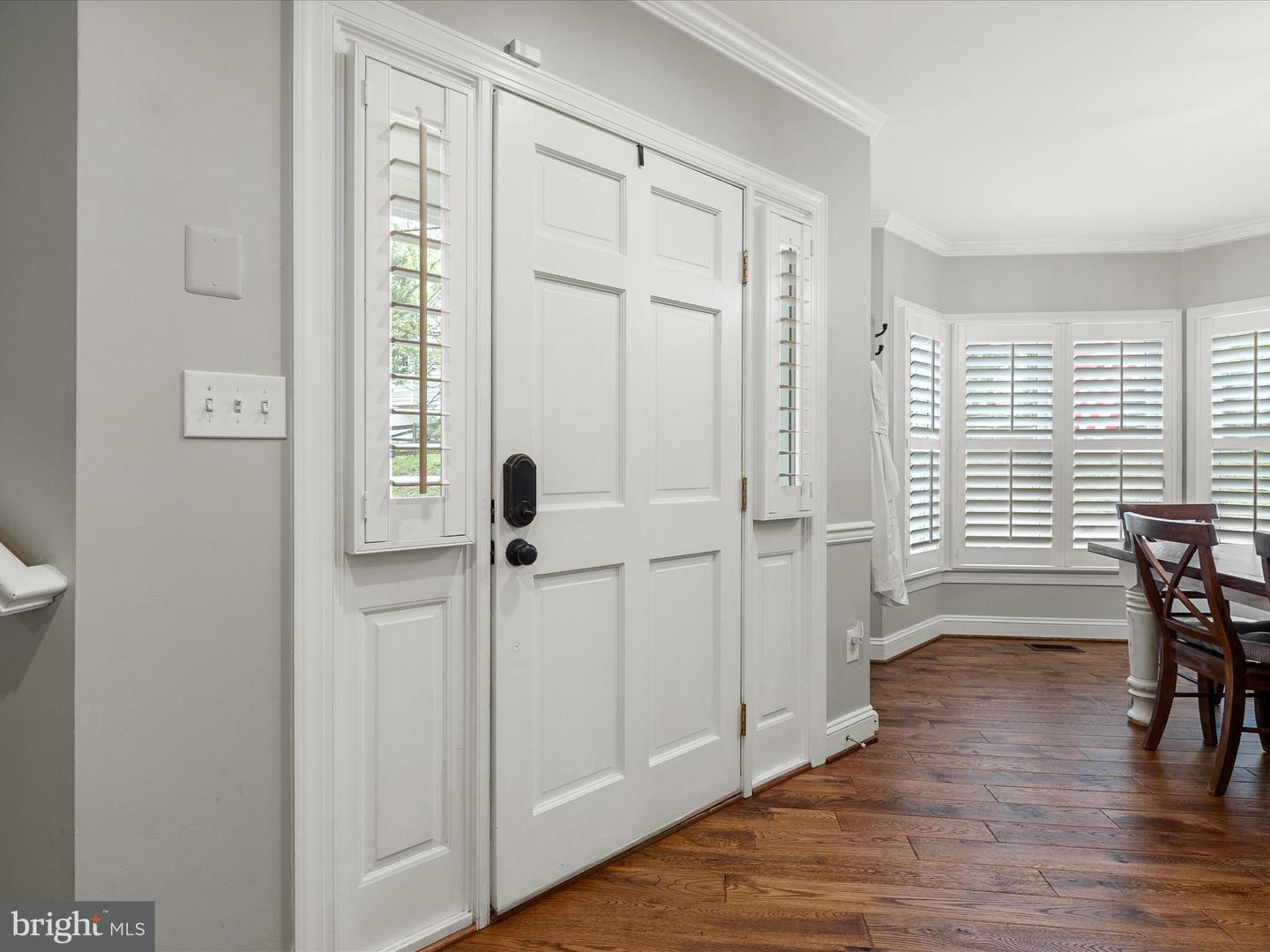 18 AYR ST SW, LEESBURG, Virginia 20175, 3 Bedrooms Bedrooms, ,2 BathroomsBathrooms,Residential,For sale,18 AYR ST SW,VALO2095730 MLS # VALO2095730