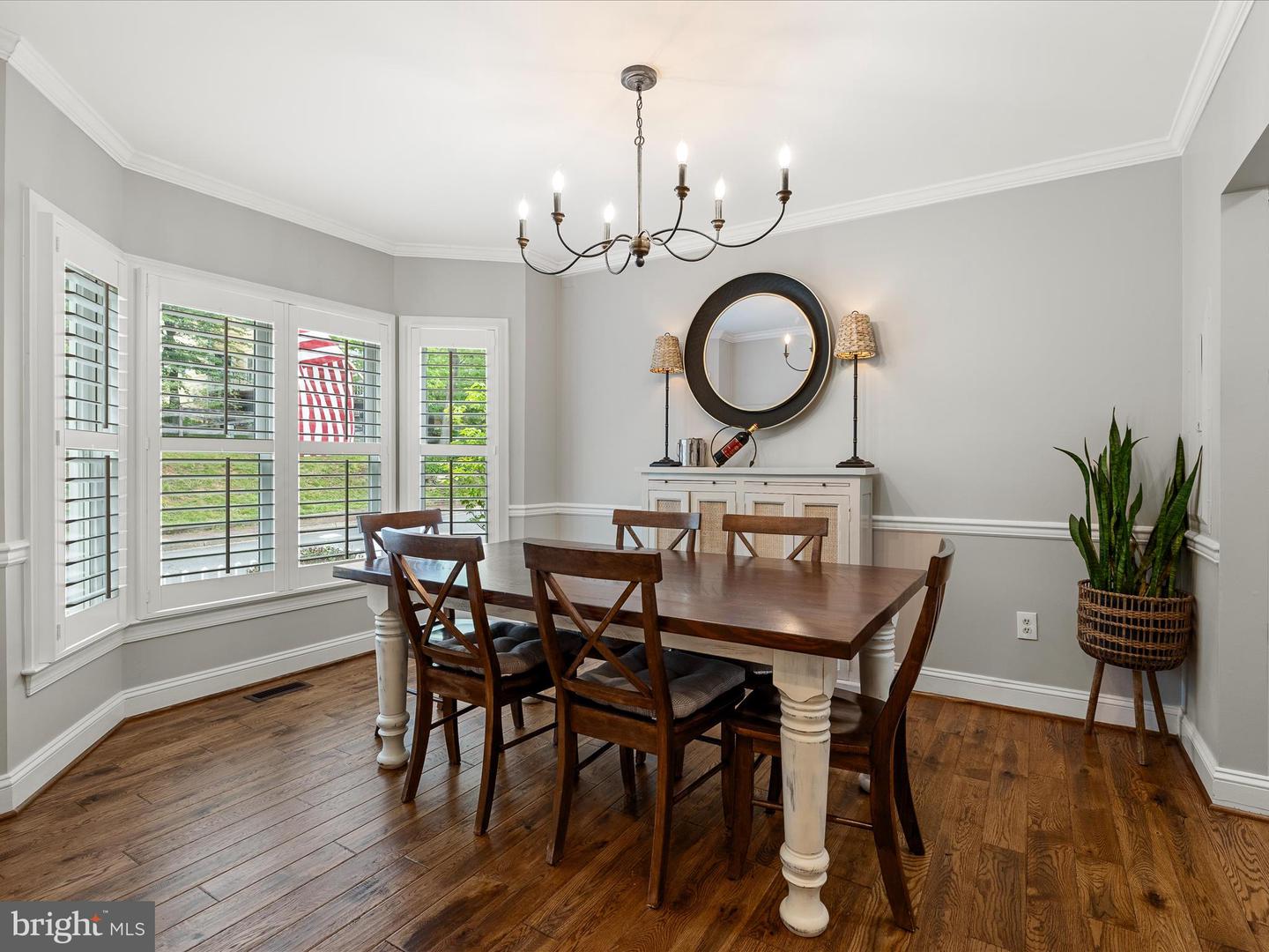 18 AYR ST SW, LEESBURG, Virginia 20175, 3 Bedrooms Bedrooms, ,2 BathroomsBathrooms,Residential,For sale,18 AYR ST SW,VALO2095730 MLS # VALO2095730