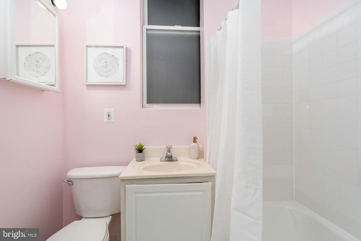 1415 CHAPIN ST NW #105, WASHINGTON, District Of Columbia 20009, ,1 BathroomBathrooms,Residential,For sale,1415 CHAPIN ST NW #105,DCDC2199360 MLS # DCDC2199360