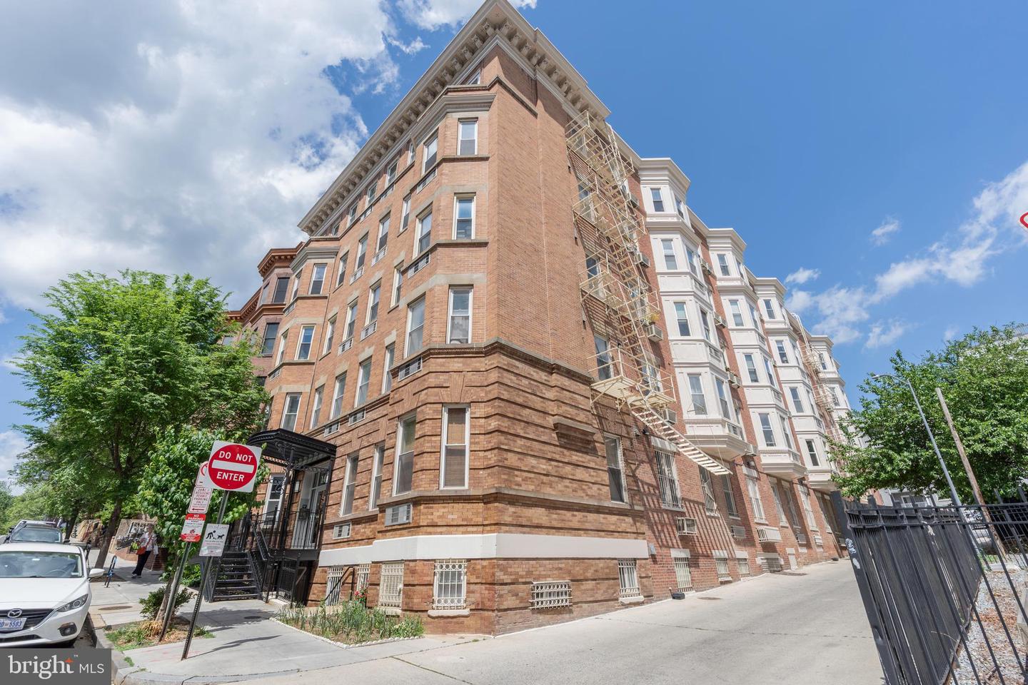 1415 CHAPIN ST NW #105, WASHINGTON, District Of Columbia 20009, ,1 BathroomBathrooms,Residential,For sale,1415 CHAPIN ST NW #105,DCDC2199360 MLS # DCDC2199360