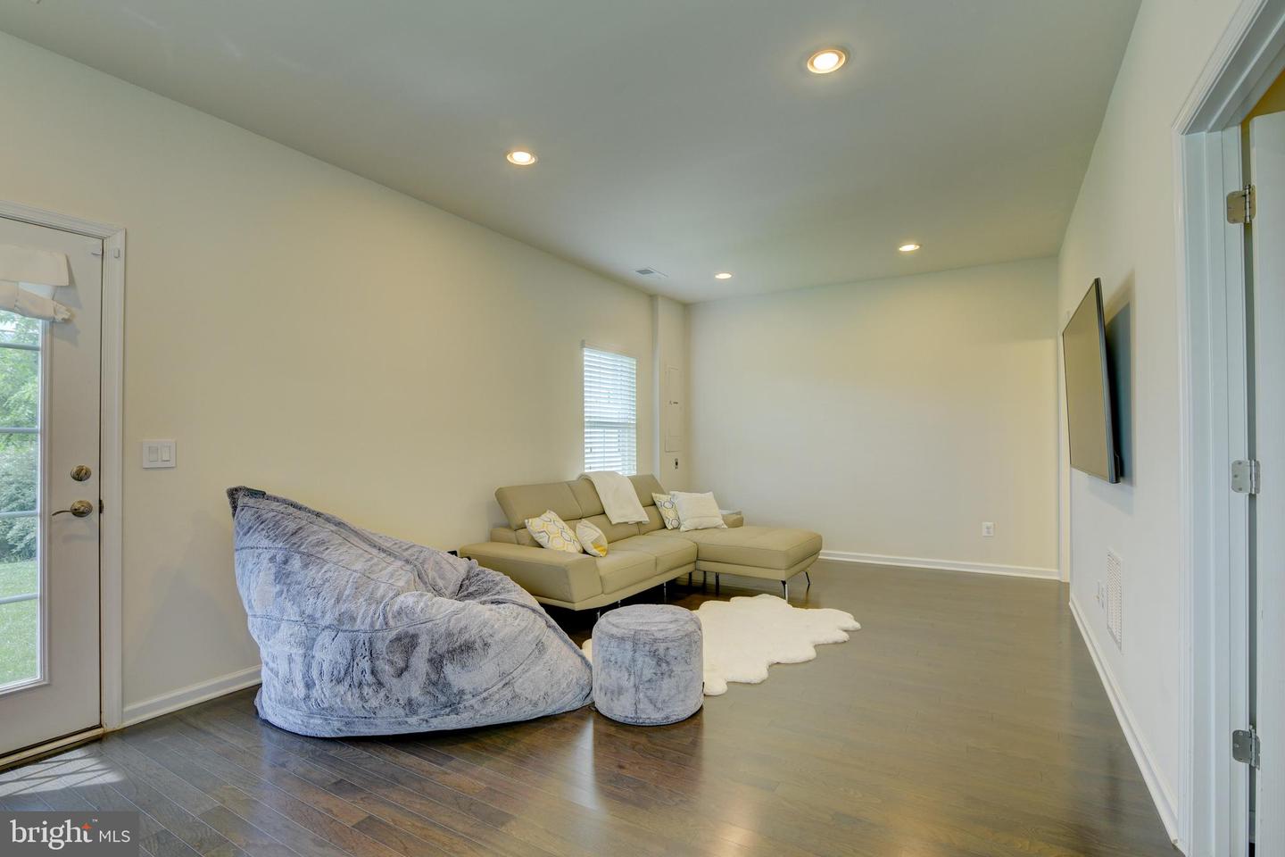 3098 ALAN SHEPARD ST, HERNDON, Virginia 20171, 4 Bedrooms Bedrooms, ,4 BathroomsBathrooms,Residential,For sale,3098 ALAN SHEPARD ST,VAFX2239048 MLS # VAFX2239048