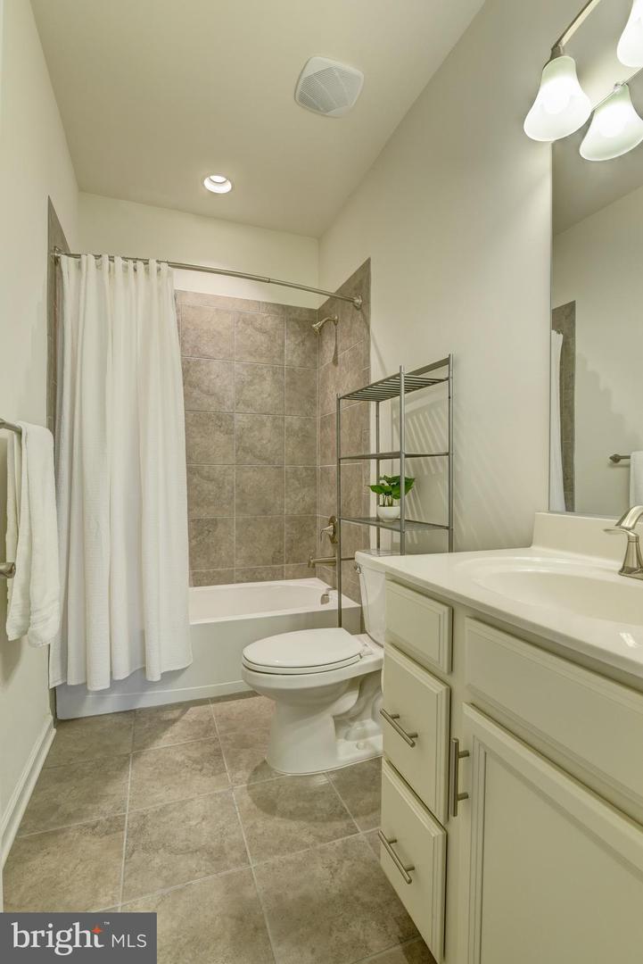 3098 ALAN SHEPARD ST, HERNDON, Virginia 20171, 4 Bedrooms Bedrooms, ,4 BathroomsBathrooms,Residential,For sale,3098 ALAN SHEPARD ST,VAFX2239048 MLS # VAFX2239048