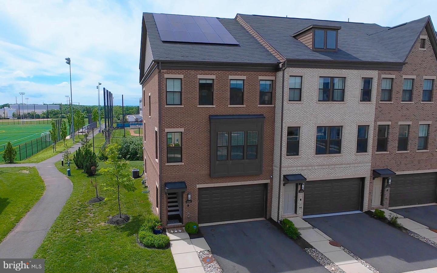 3098 ALAN SHEPARD ST, HERNDON, Virginia 20171, 4 Bedrooms Bedrooms, ,4 BathroomsBathrooms,Residential,For sale,3098 ALAN SHEPARD ST,VAFX2239048 MLS # VAFX2239048
