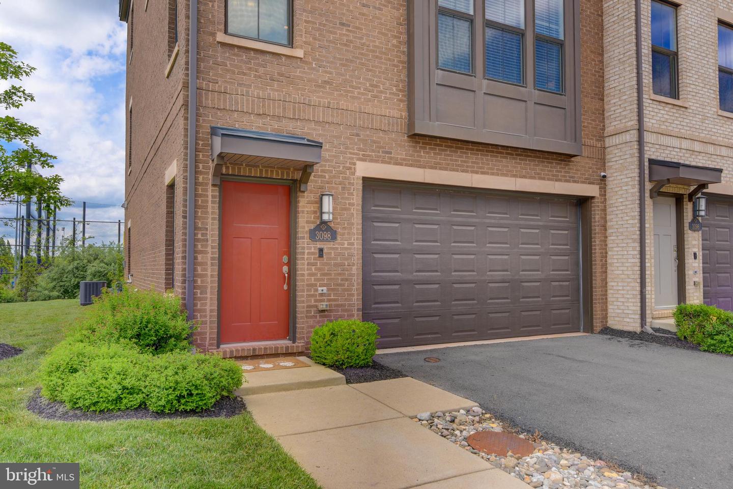 3098 ALAN SHEPARD ST, HERNDON, Virginia 20171, 4 Bedrooms Bedrooms, ,4 BathroomsBathrooms,Residential,For sale,3098 ALAN SHEPARD ST,VAFX2239048 MLS # VAFX2239048