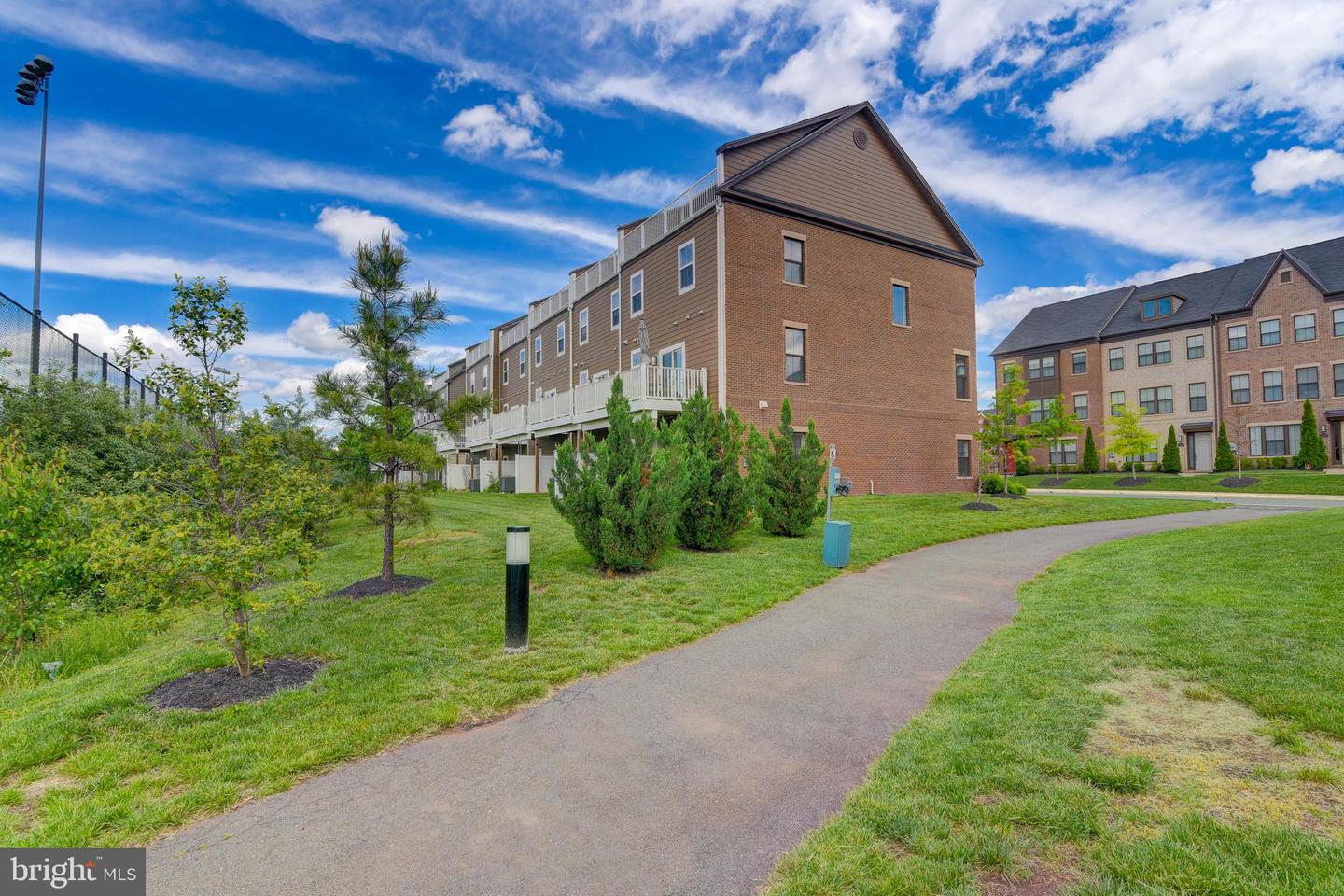 3098 ALAN SHEPARD ST, HERNDON, Virginia 20171, 4 Bedrooms Bedrooms, ,4 BathroomsBathrooms,Residential,For sale,3098 ALAN SHEPARD ST,VAFX2239048 MLS # VAFX2239048