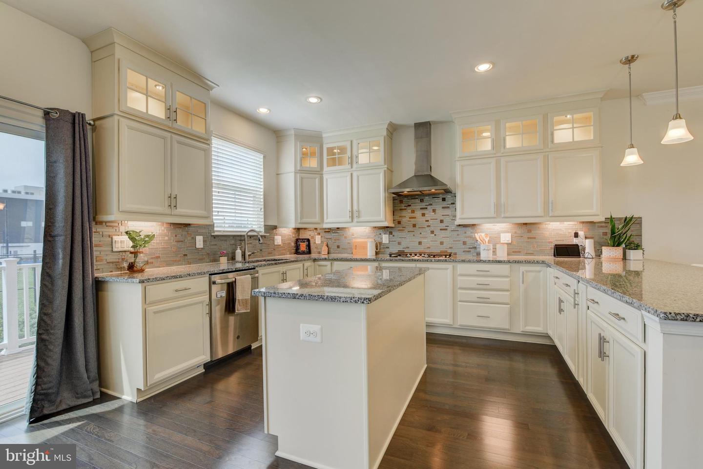 3098 ALAN SHEPARD ST, HERNDON, Virginia 20171, 4 Bedrooms Bedrooms, ,4 BathroomsBathrooms,Residential,For sale,3098 ALAN SHEPARD ST,VAFX2239048 MLS # VAFX2239048