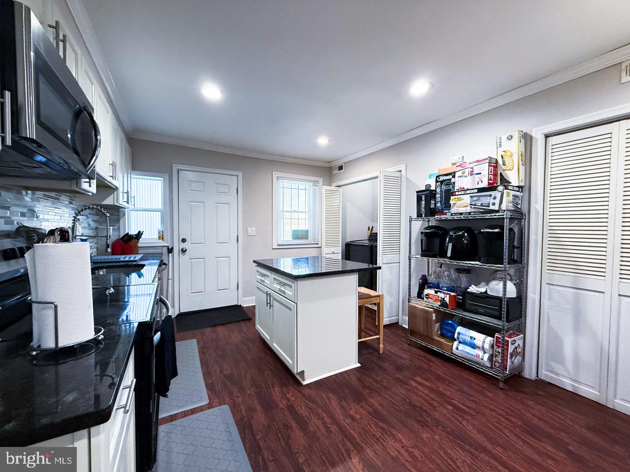 5049 BENNING RD SE, WASHINGTON, District Of Columbia 20019, 3 Bedrooms Bedrooms, 6 Rooms Rooms,2 BathroomsBathrooms,Residential,For sale,5049 BENNING RD SE,DCDC2199384 MLS # DCDC2199384