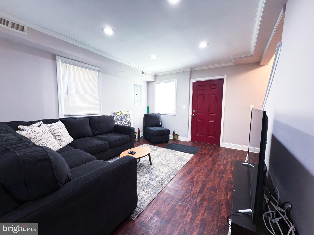 5049 BENNING RD SE, WASHINGTON, District Of Columbia 20019, 3 Bedrooms Bedrooms, 6 Rooms Rooms,2 BathroomsBathrooms,Residential,For sale,5049 BENNING RD SE,DCDC2199384 MLS # DCDC2199384