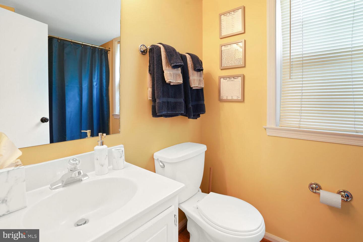 8644 DELLWAY LN, VIENNA, Virginia 22180, 3 Bedrooms Bedrooms, ,3 BathroomsBathrooms,Residential,For sale,8644 DELLWAY LN,VAFX2239070 MLS # VAFX2239070