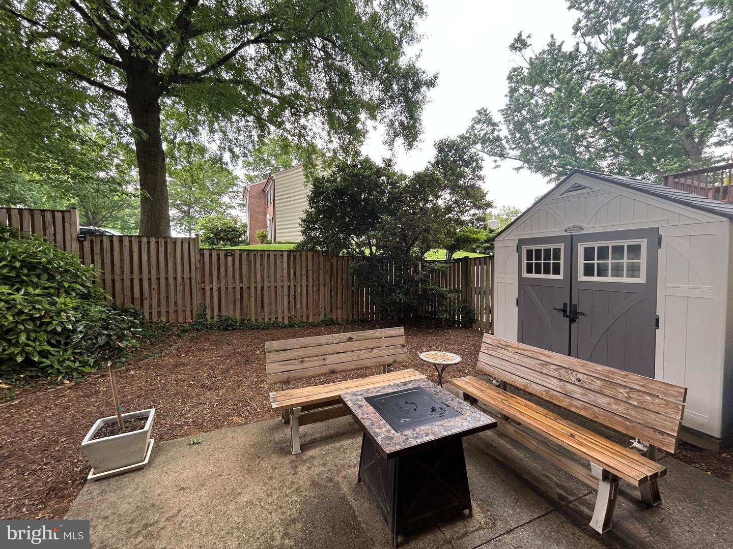 8644 DELLWAY LN, VIENNA, Virginia 22180, 3 Bedrooms Bedrooms, ,3 BathroomsBathrooms,Residential,For sale,8644 DELLWAY LN,VAFX2239070 MLS # VAFX2239070