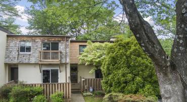 1636 VALENCIA WAY, RESTON, Virginia 20190, 3 Bedrooms Bedrooms, ,3 BathroomsBathrooms,Residential,For sale,1636 VALENCIA WAY,VAFX2239072 MLS # VAFX2239072