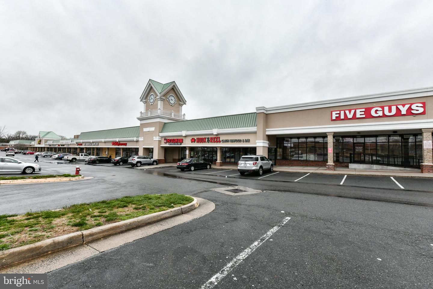 3712 N ROSSER ST #201, ALEXANDRIA, Virginia 22311, 2 Bedrooms Bedrooms, ,1 BathroomBathrooms,Residential,For sale,3712 N ROSSER ST #201,VAFX2239144 MLS # VAFX2239144