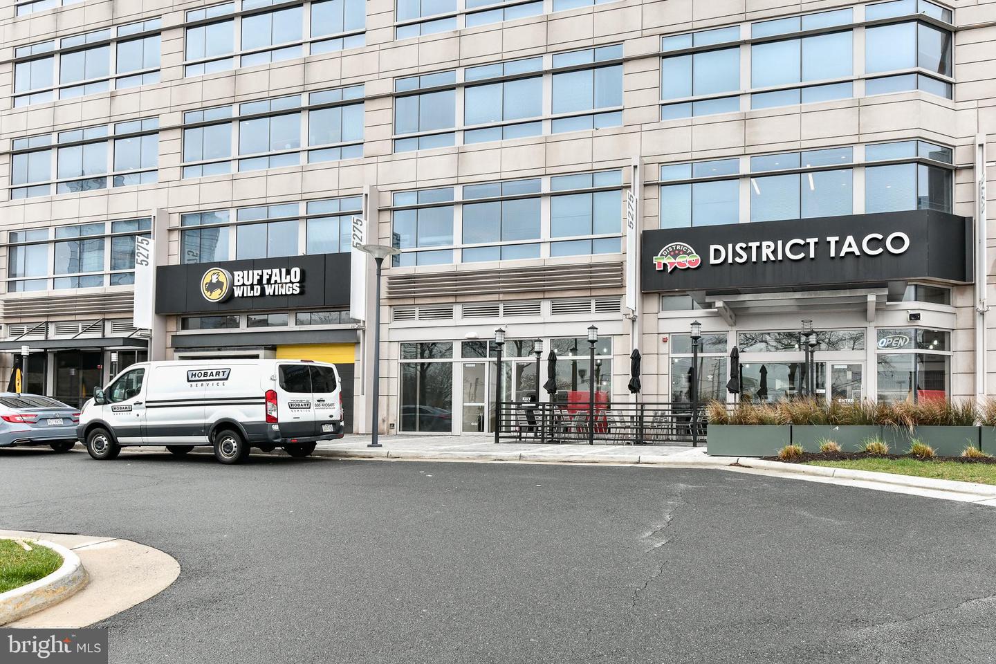 3712 N ROSSER ST #201, ALEXANDRIA, Virginia 22311, 2 Bedrooms Bedrooms, ,1 BathroomBathrooms,Residential,For sale,3712 N ROSSER ST #201,VAFX2239144 MLS # VAFX2239144