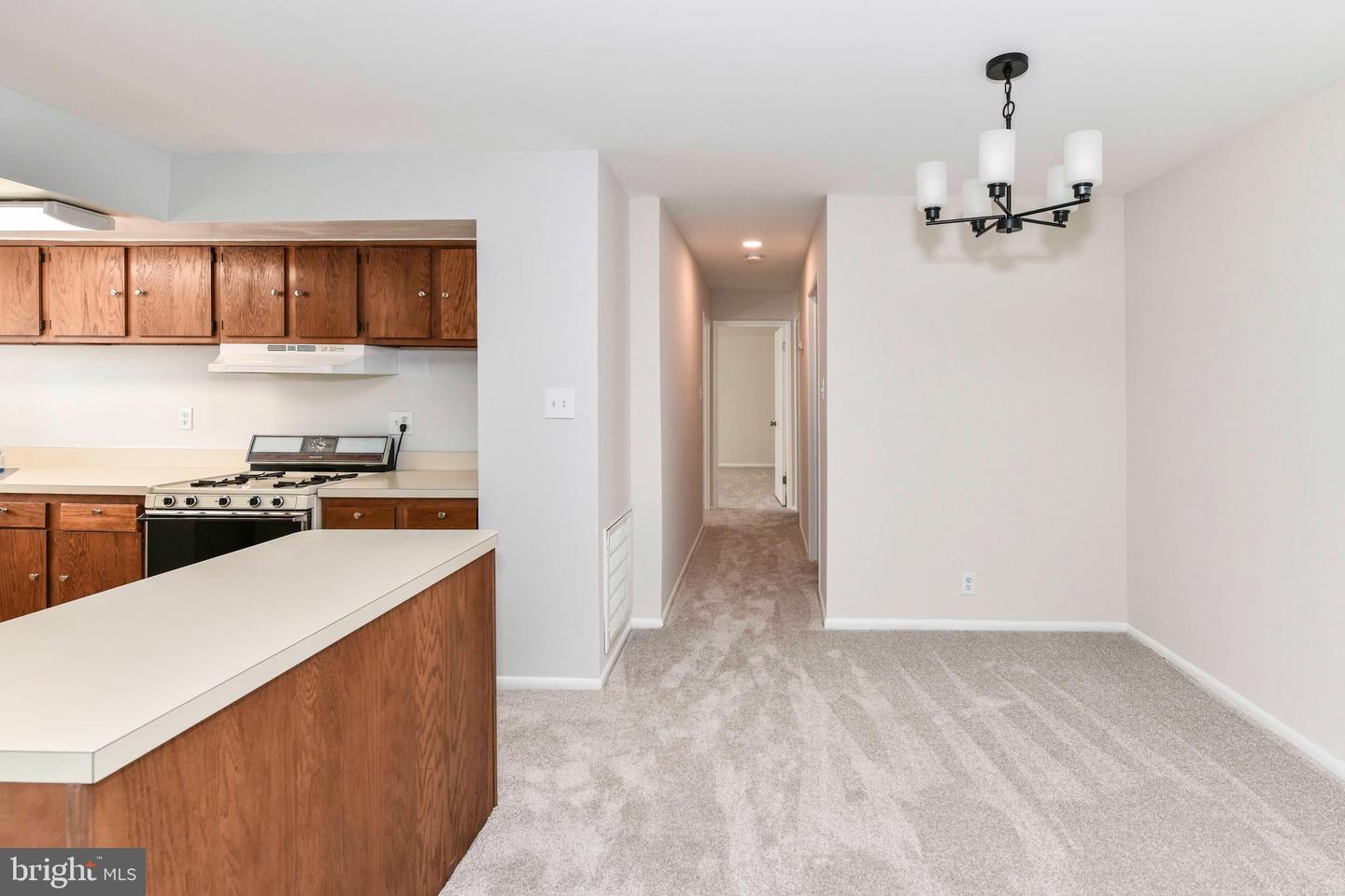 3712 N ROSSER ST #201, ALEXANDRIA, Virginia 22311, 2 Bedrooms Bedrooms, ,1 BathroomBathrooms,Residential,For sale,3712 N ROSSER ST #201,VAFX2239144 MLS # VAFX2239144