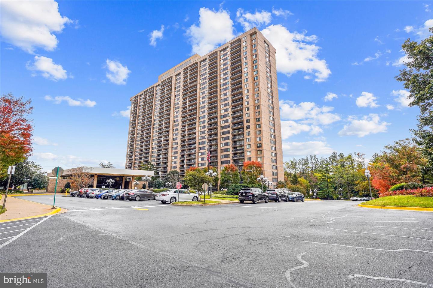 3701 S GEORGE MASON DR #2109N, FALLS CHURCH, Virginia 22041, 2 Bedrooms Bedrooms, ,2 BathroomsBathrooms,Residential,For sale,3701 S GEORGE MASON DR #2109N,VAFX2239168 MLS # VAFX2239168