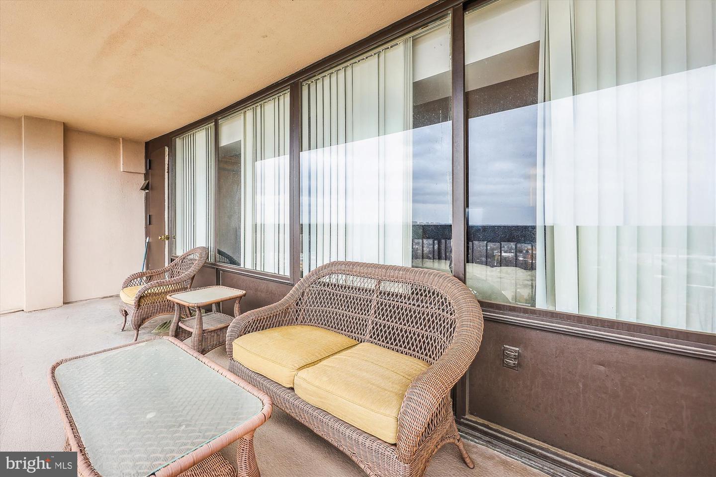 3701 S GEORGE MASON DR #2109N, FALLS CHURCH, Virginia 22041, 2 Bedrooms Bedrooms, ,2 BathroomsBathrooms,Residential,For sale,3701 S GEORGE MASON DR #2109N,VAFX2239168 MLS # VAFX2239168