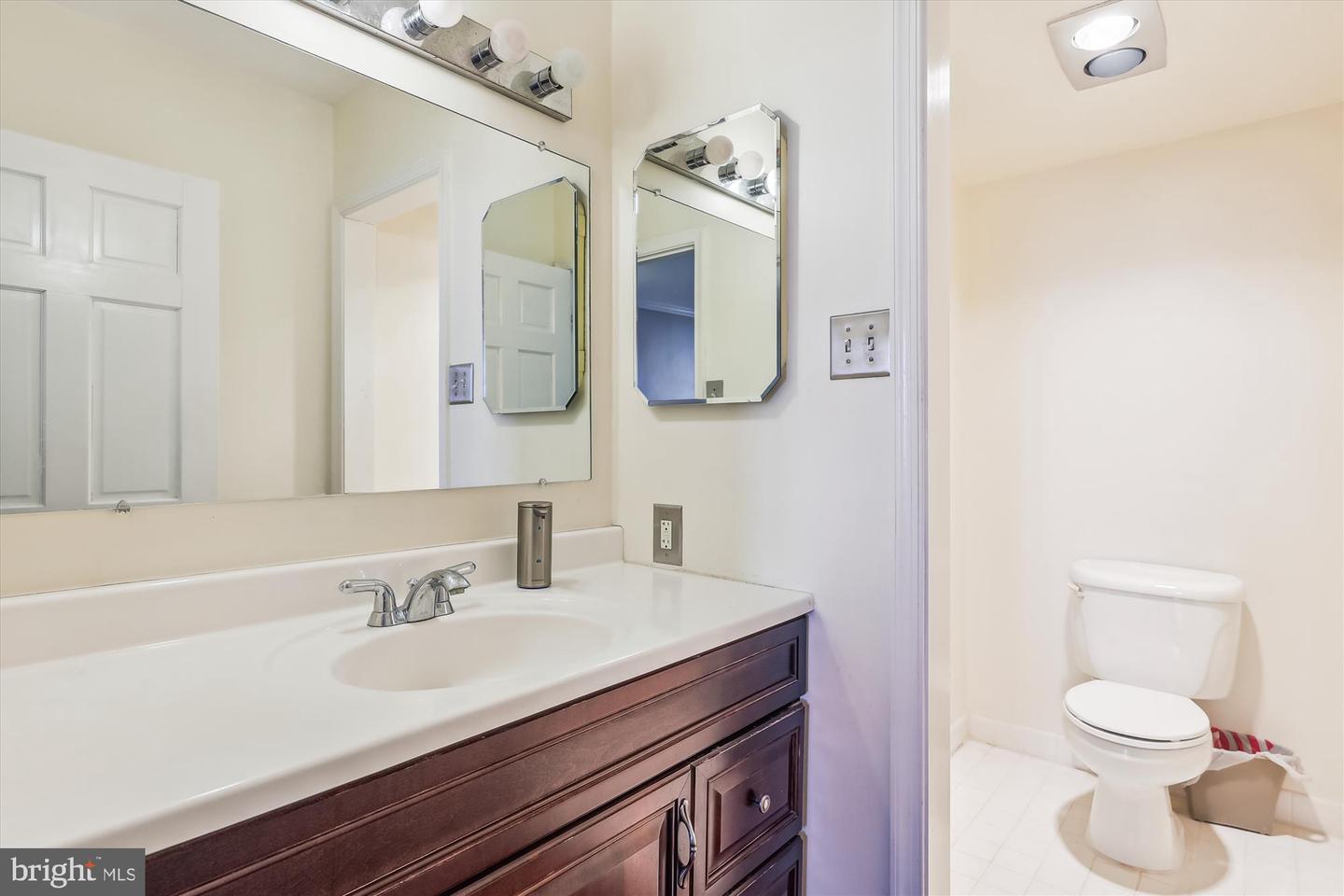 3701 S GEORGE MASON DR #2109N, FALLS CHURCH, Virginia 22041, 2 Bedrooms Bedrooms, ,2 BathroomsBathrooms,Residential,For sale,3701 S GEORGE MASON DR #2109N,VAFX2239168 MLS # VAFX2239168