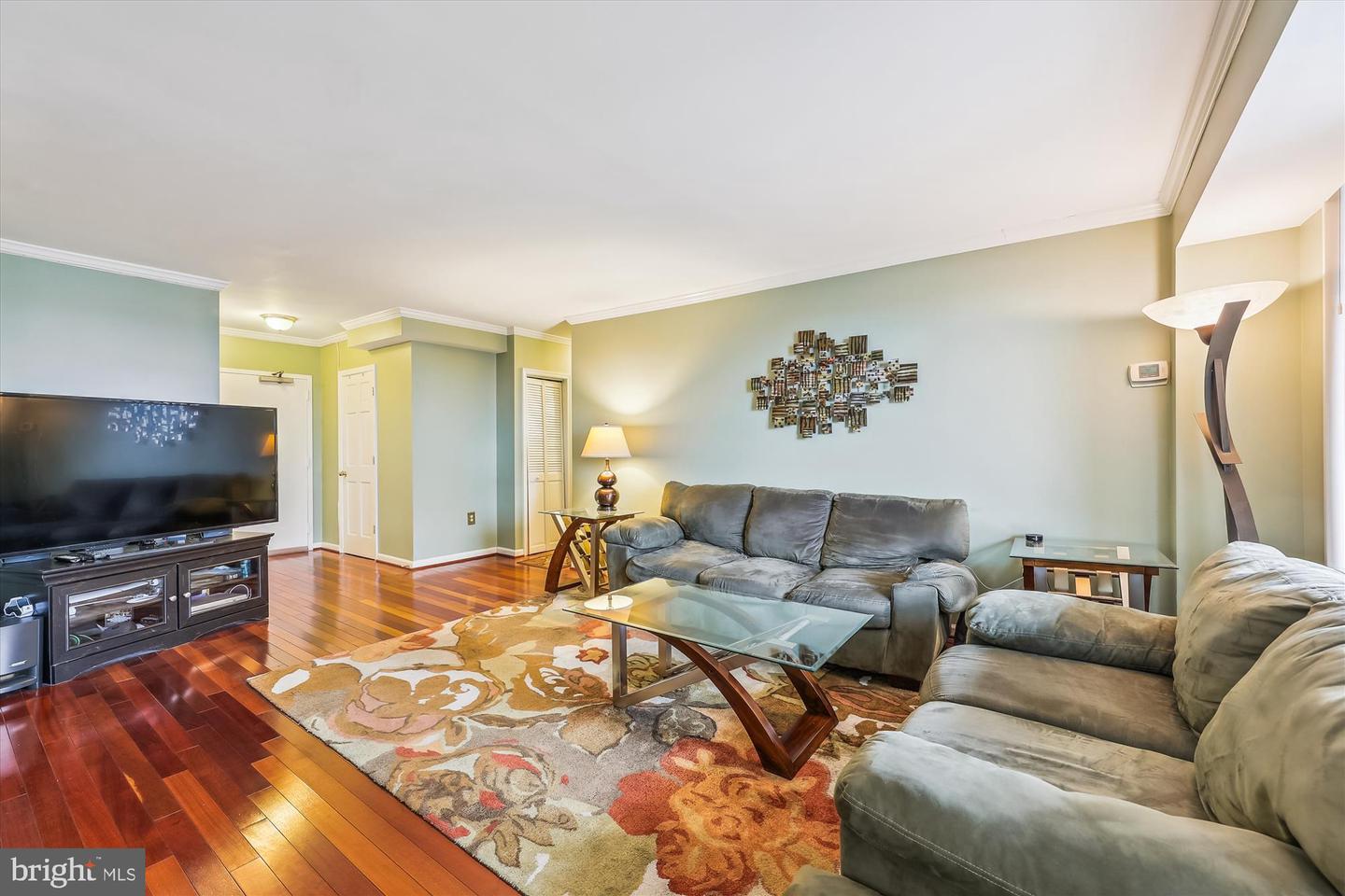3701 S GEORGE MASON DR #2109N, FALLS CHURCH, Virginia 22041, 2 Bedrooms Bedrooms, ,2 BathroomsBathrooms,Residential,For sale,3701 S GEORGE MASON DR #2109N,VAFX2239168 MLS # VAFX2239168