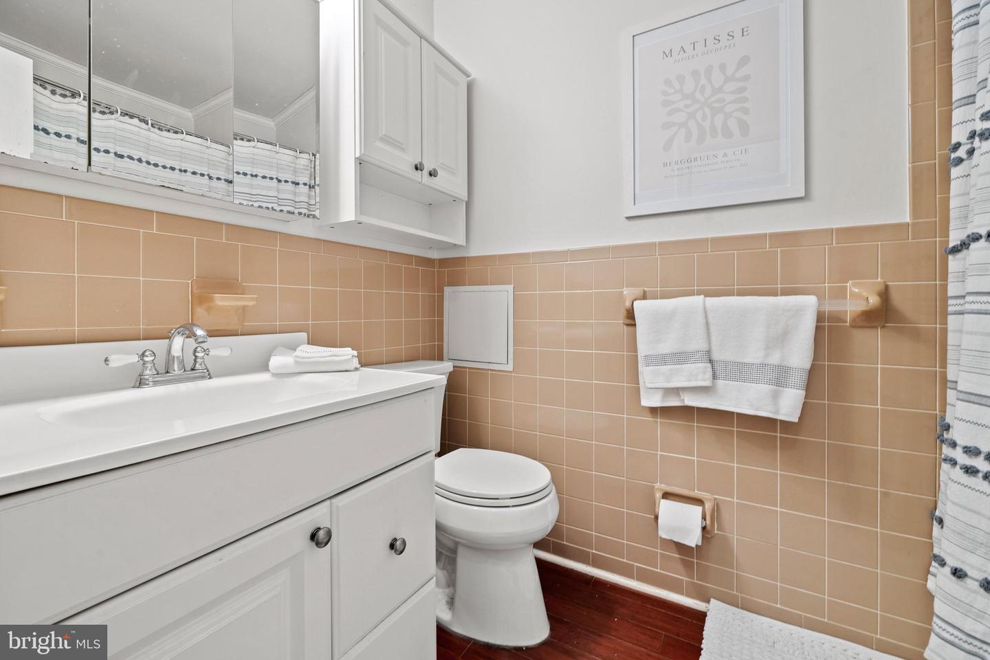 315 LAUREL AVE, FREDERICKSBURG, Virginia 22408, 4 Bedrooms Bedrooms, ,2 BathroomsBathrooms,Residential,For sale,315 LAUREL AVE,VASP2032886 MLS # VASP2032886
