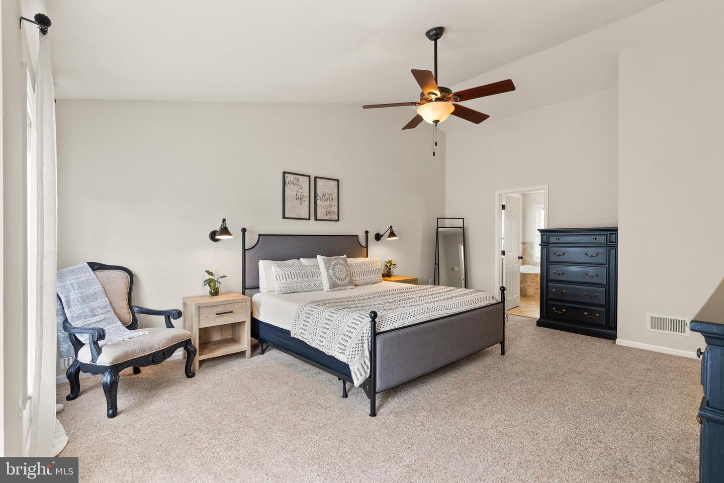 12159 OPEN MEADOW LN, BRISTOW, Virginia 20136, 5 Bedrooms Bedrooms, ,3 BathroomsBathrooms,Residential,For sale,12159 OPEN MEADOW LN,VAPW2094176 MLS # VAPW2094176