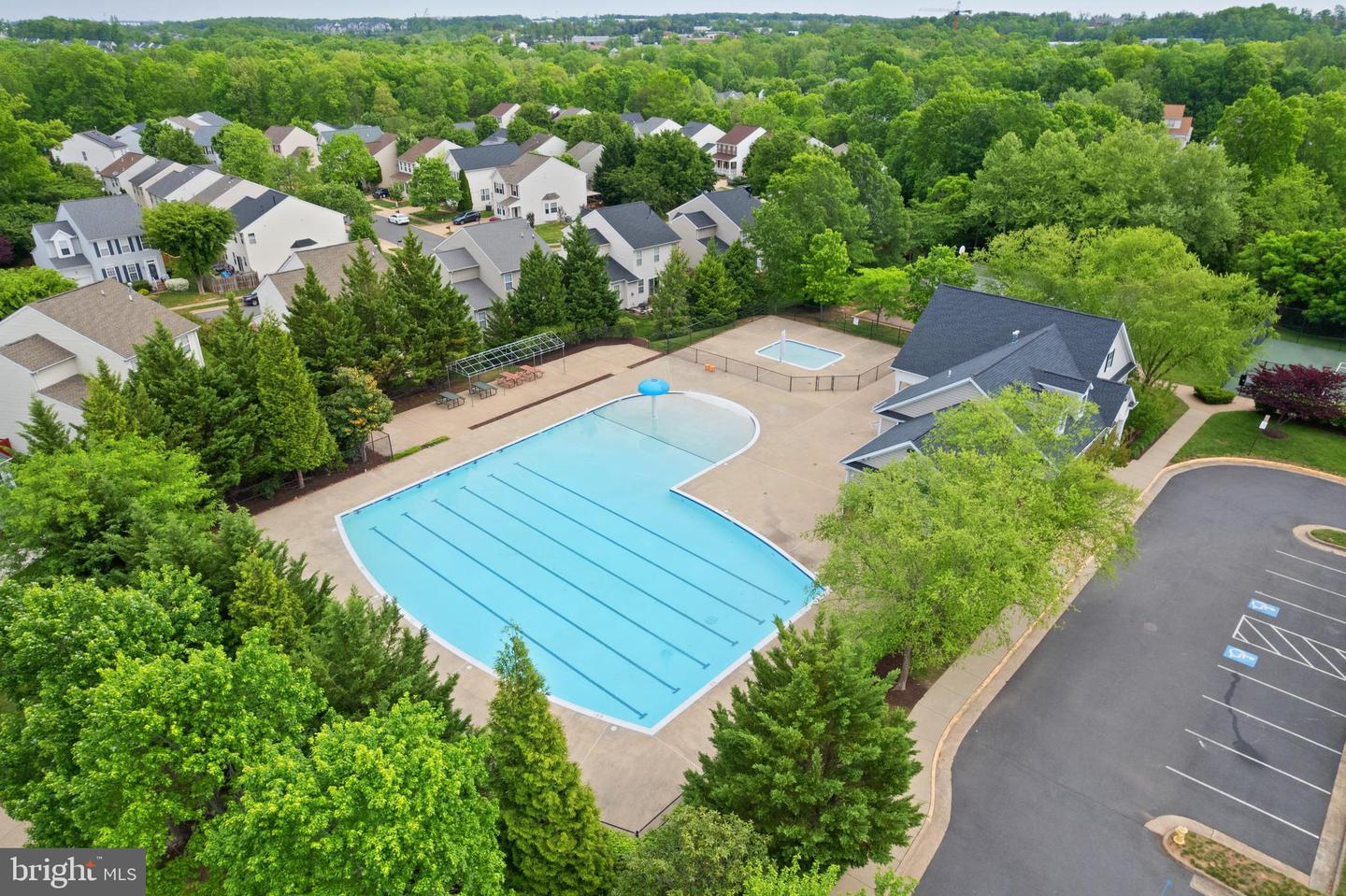 12159 OPEN MEADOW LN, BRISTOW, Virginia 20136, 5 Bedrooms Bedrooms, ,3 BathroomsBathrooms,Residential,For sale,12159 OPEN MEADOW LN,VAPW2094176 MLS # VAPW2094176