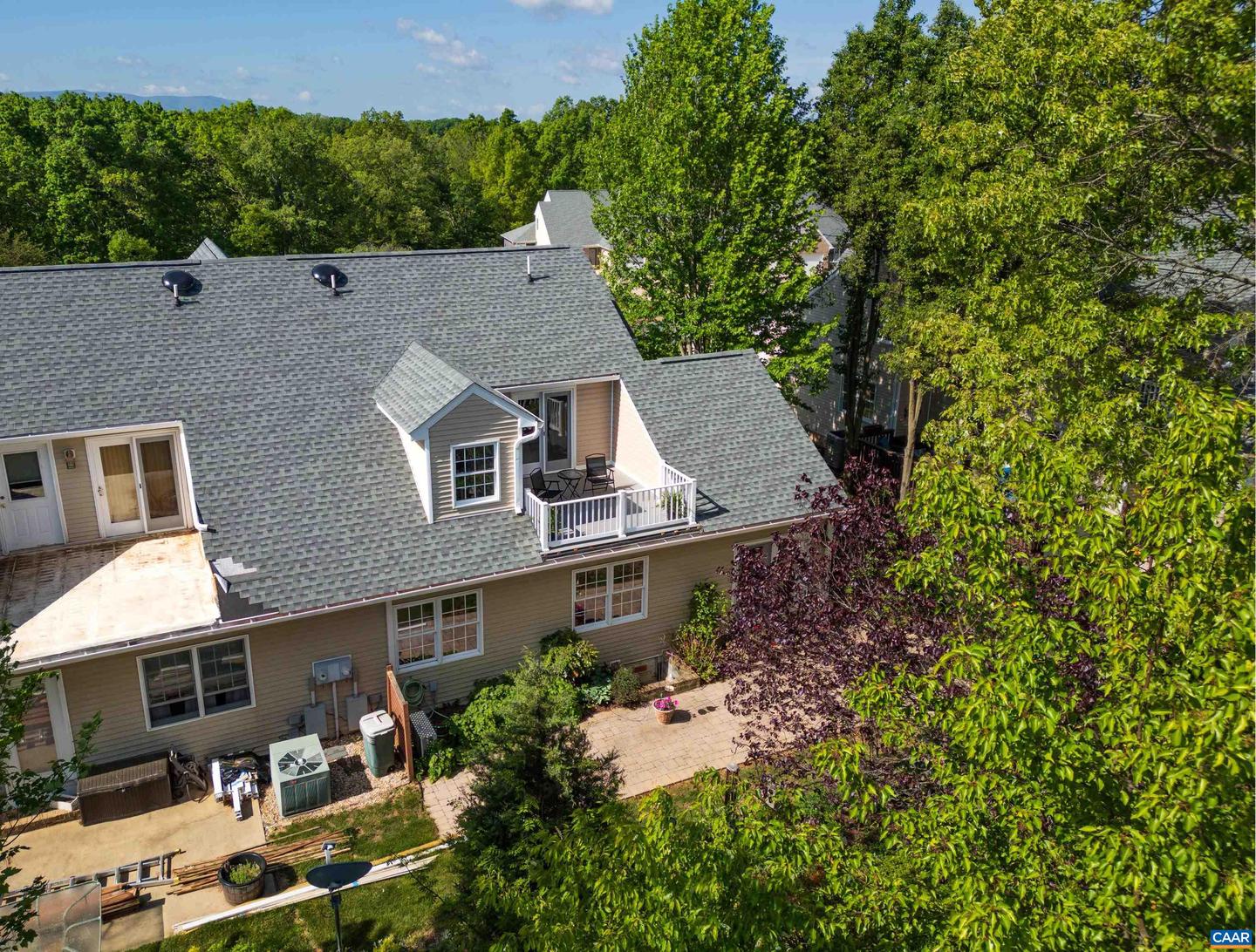 17 HICKORY NUT LN, STAUNTON, Virginia 24401, 3 Bedrooms Bedrooms, ,2 BathroomsBathrooms,Residential,For sale,17 HICKORY NUT LN,664199 MLS # 664199