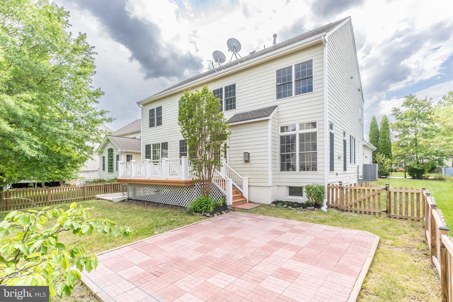 19182 CHARTIER DR, LEESBURG, Virginia 20176, 4 Bedrooms Bedrooms, ,3 BathroomsBathrooms,Residential,For sale,19182 CHARTIER DR,VALO2095800 MLS # VALO2095800