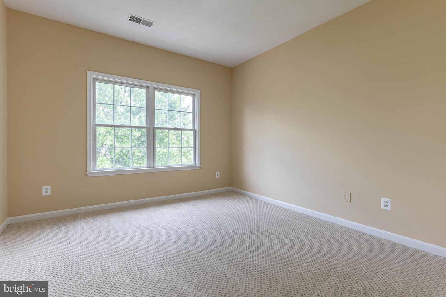 19182 CHARTIER DR, LEESBURG, Virginia 20176, 4 Bedrooms Bedrooms, ,3 BathroomsBathrooms,Residential,For sale,19182 CHARTIER DR,VALO2095800 MLS # VALO2095800