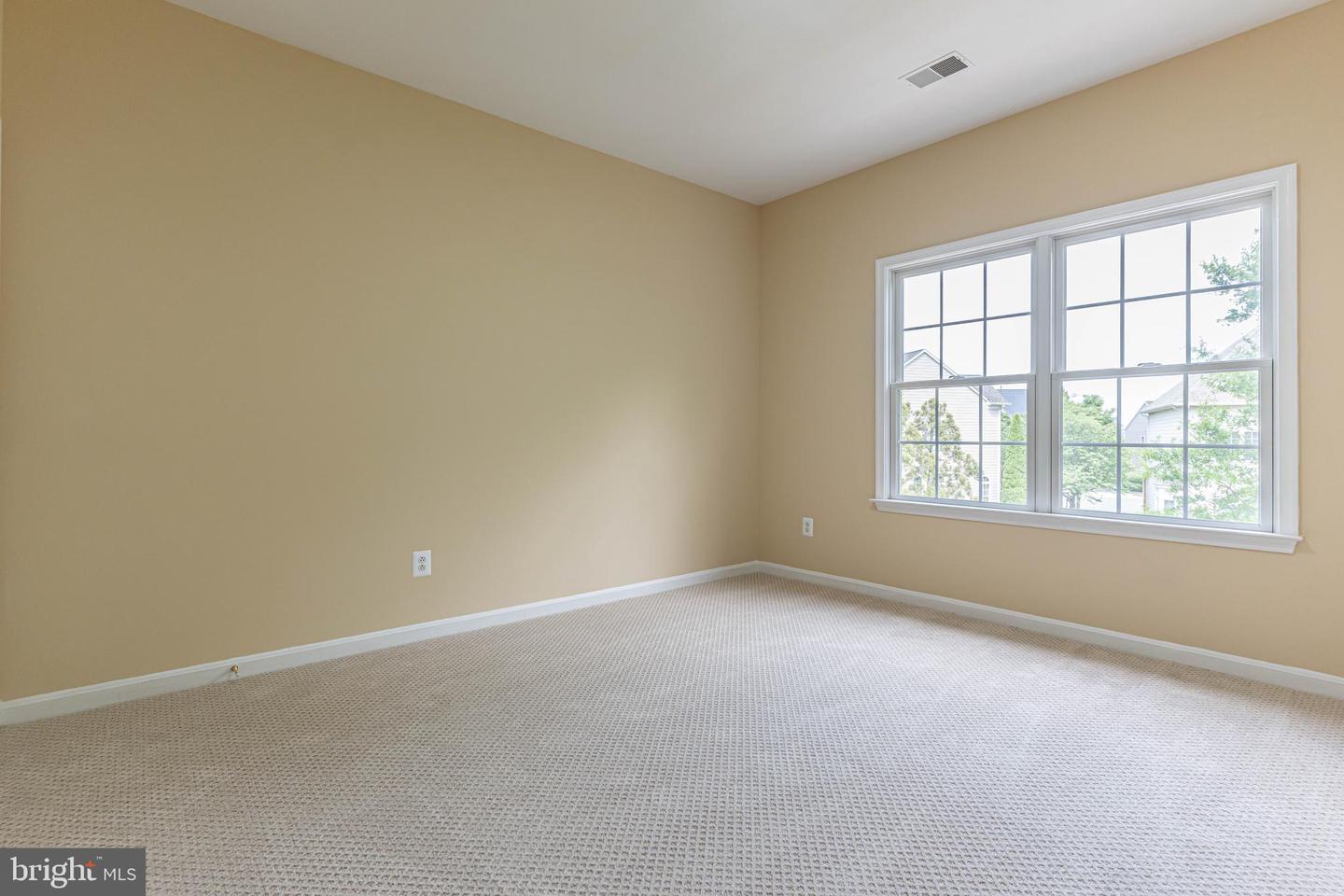 19182 CHARTIER DR, LEESBURG, Virginia 20176, 4 Bedrooms Bedrooms, ,3 BathroomsBathrooms,Residential,For sale,19182 CHARTIER DR,VALO2095800 MLS # VALO2095800