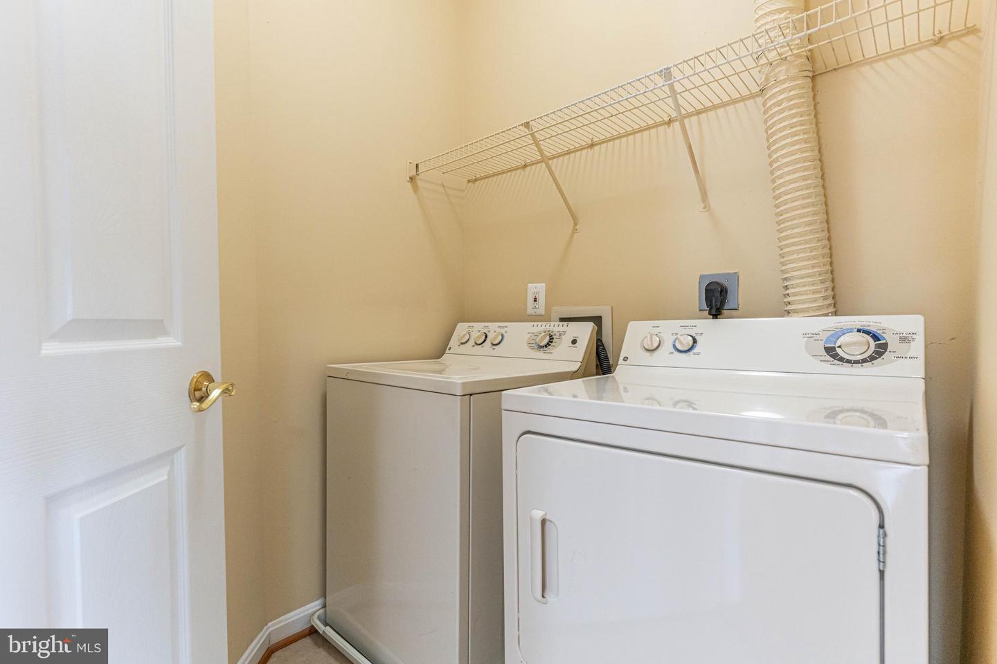 19182 CHARTIER DR, LEESBURG, Virginia 20176, 4 Bedrooms Bedrooms, ,3 BathroomsBathrooms,Residential,For sale,19182 CHARTIER DR,VALO2095800 MLS # VALO2095800