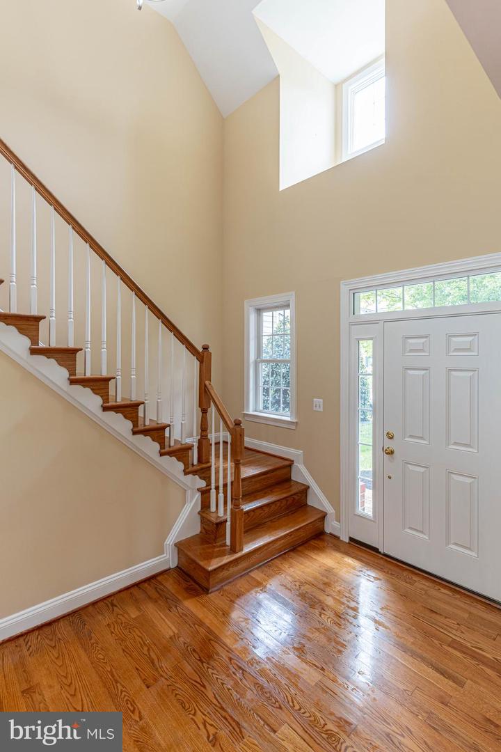 19182 CHARTIER DR, LEESBURG, Virginia 20176, 4 Bedrooms Bedrooms, ,3 BathroomsBathrooms,Residential,For sale,19182 CHARTIER DR,VALO2095800 MLS # VALO2095800