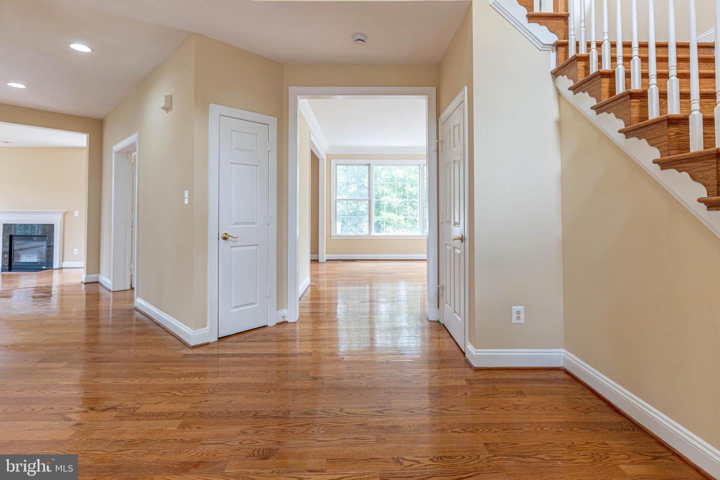 19182 CHARTIER DR, LEESBURG, Virginia 20176, 4 Bedrooms Bedrooms, ,3 BathroomsBathrooms,Residential,For sale,19182 CHARTIER DR,VALO2095800 MLS # VALO2095800