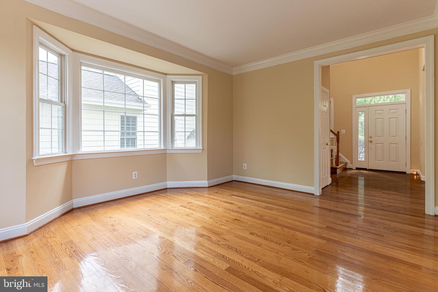 19182 CHARTIER DR, LEESBURG, Virginia 20176, 4 Bedrooms Bedrooms, ,3 BathroomsBathrooms,Residential,For sale,19182 CHARTIER DR,VALO2095800 MLS # VALO2095800