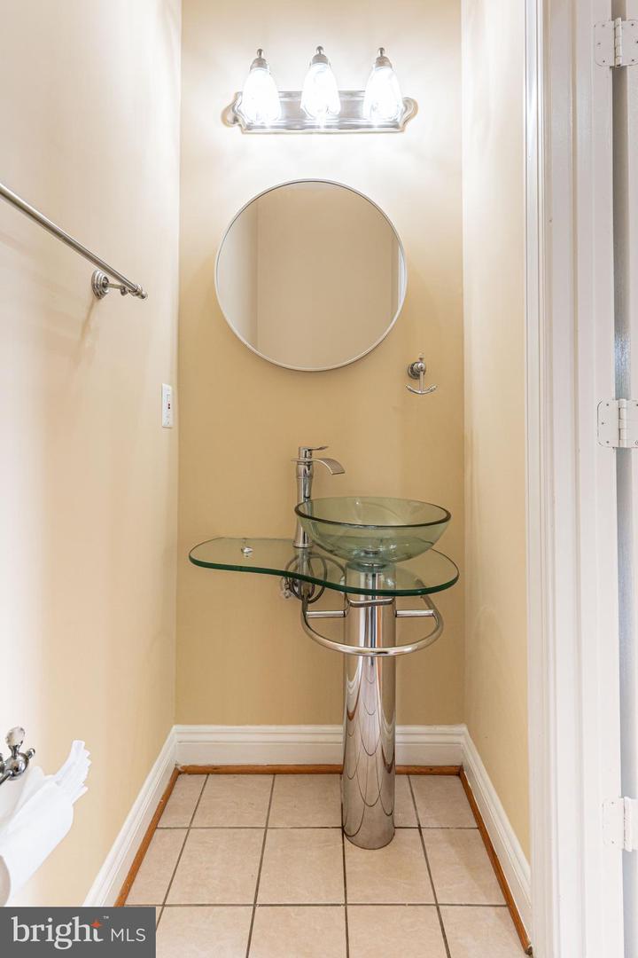 19182 CHARTIER DR, LEESBURG, Virginia 20176, 4 Bedrooms Bedrooms, ,3 BathroomsBathrooms,Residential,For sale,19182 CHARTIER DR,VALO2095800 MLS # VALO2095800