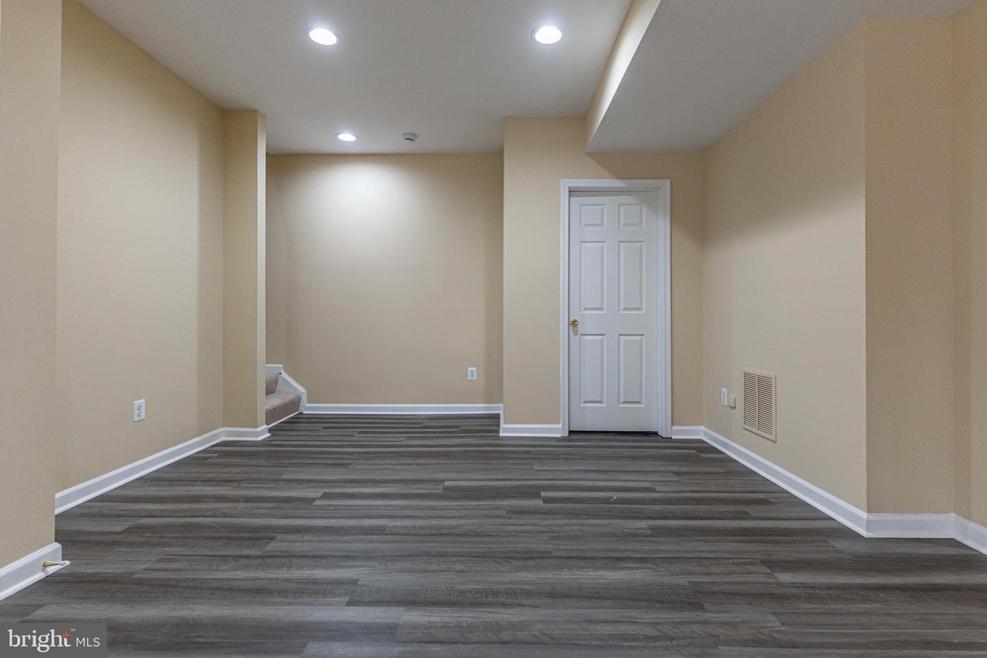 19182 CHARTIER DR, LEESBURG, Virginia 20176, 4 Bedrooms Bedrooms, ,3 BathroomsBathrooms,Residential,For sale,19182 CHARTIER DR,VALO2095800 MLS # VALO2095800