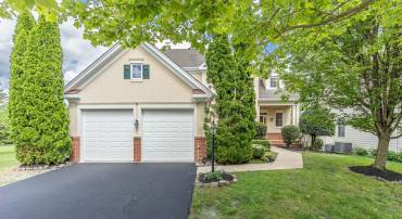 19182 CHARTIER DR, LEESBURG, Virginia 20176, 4 Bedrooms Bedrooms, ,3 BathroomsBathrooms,Residential,For sale,19182 CHARTIER DR,VALO2095800 MLS # VALO2095800