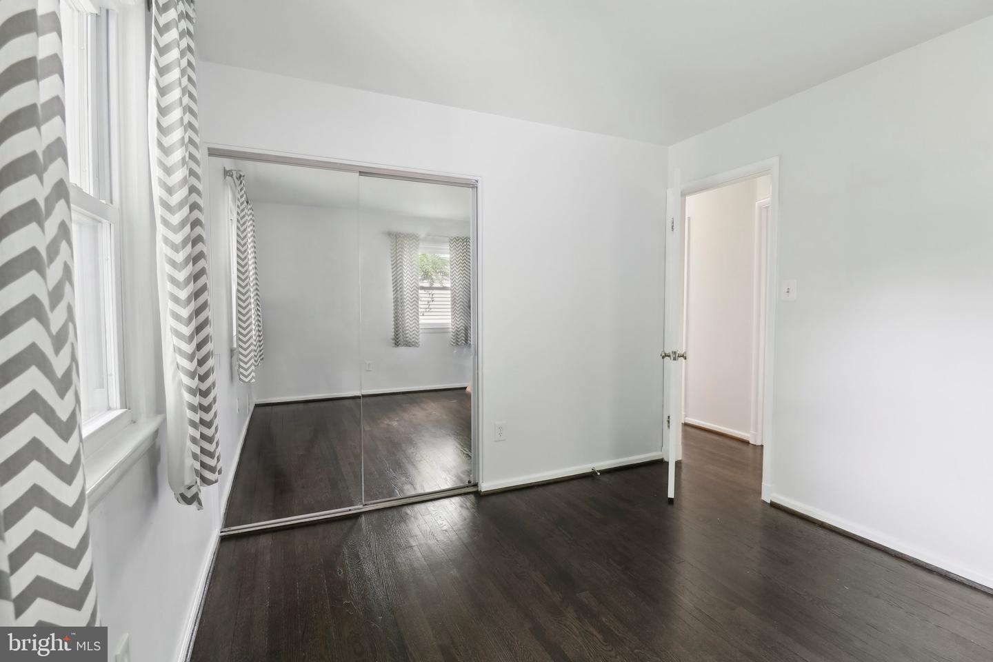 1212 WARE ST SW, VIENNA, Virginia 22180, 4 Bedrooms Bedrooms, ,2 BathroomsBathrooms,Residential,For sale,1212 WARE ST SW,VAFX2239354 MLS # VAFX2239354