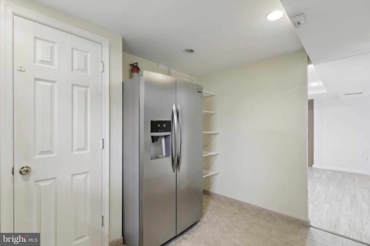 1212 WARE ST SW, VIENNA, Virginia 22180, 4 Bedrooms Bedrooms, ,2 BathroomsBathrooms,Residential,For sale,1212 WARE ST SW,VAFX2239354 MLS # VAFX2239354