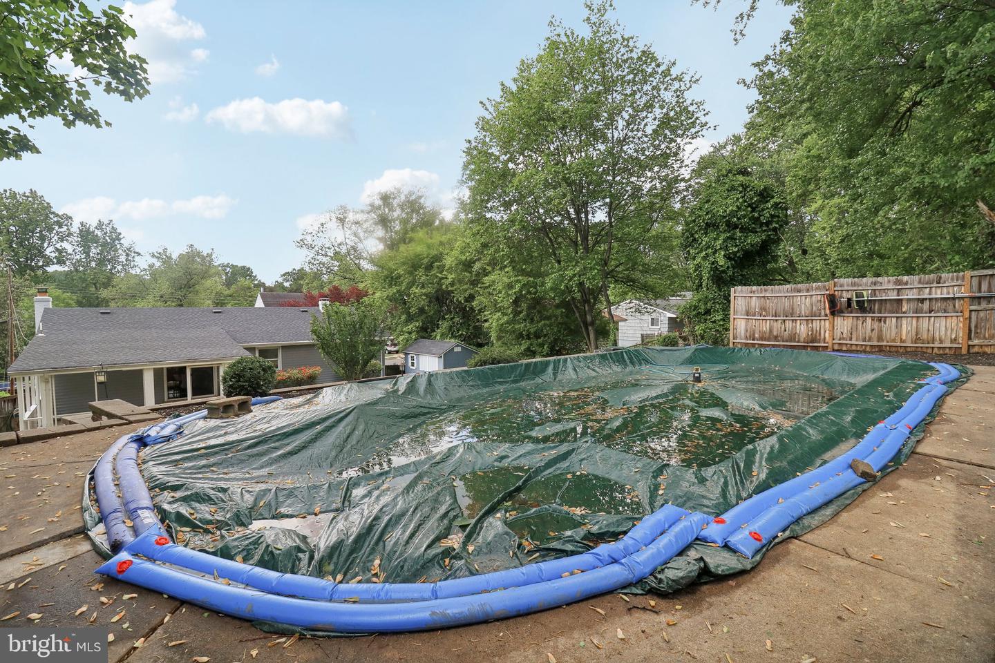 1212 WARE ST SW, VIENNA, Virginia 22180, 4 Bedrooms Bedrooms, ,2 BathroomsBathrooms,Residential,For sale,1212 WARE ST SW,VAFX2239354 MLS # VAFX2239354