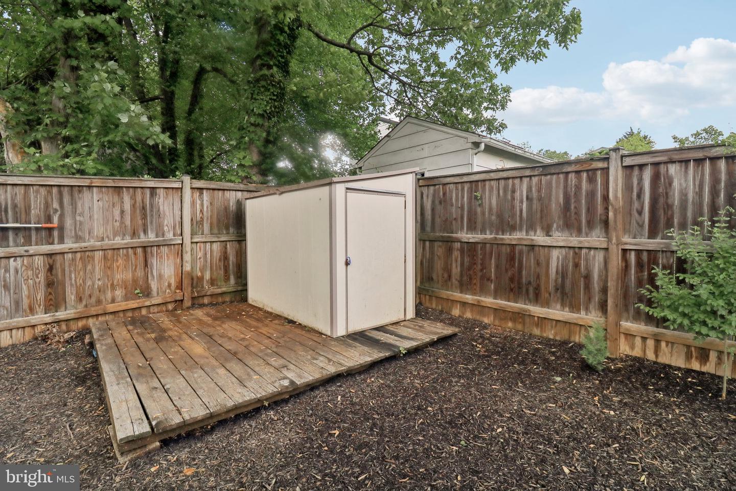1212 WARE ST SW, VIENNA, Virginia 22180, 4 Bedrooms Bedrooms, ,2 BathroomsBathrooms,Residential,For sale,1212 WARE ST SW,VAFX2239354 MLS # VAFX2239354