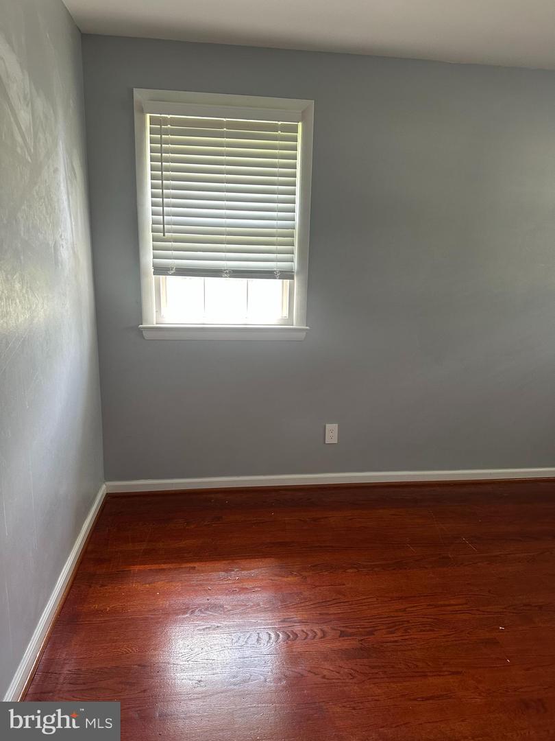 14825 CARLBERN DR, CENTREVILLE, Virginia 20120, 4 Bedrooms Bedrooms, ,2 BathroomsBathrooms,Residential,For sale,14825 CARLBERN DR,VAFX2239386 MLS # VAFX2239386