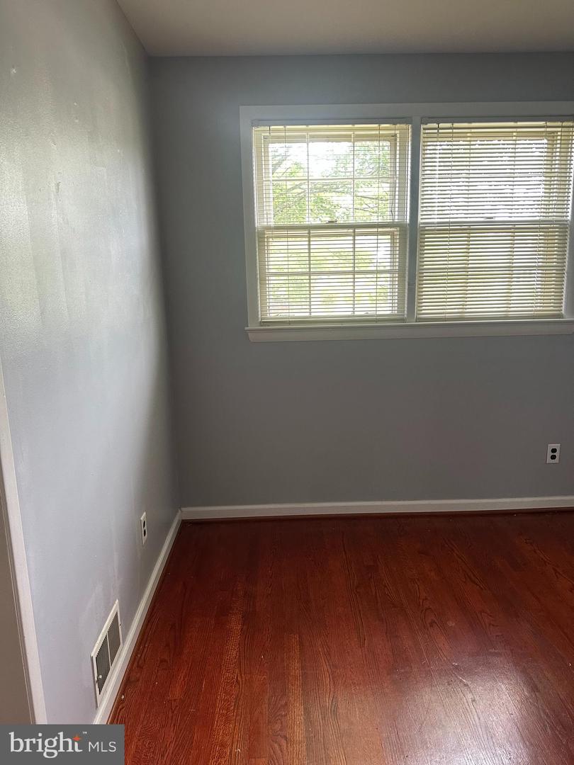 14825 CARLBERN DR, CENTREVILLE, Virginia 20120, 4 Bedrooms Bedrooms, ,2 BathroomsBathrooms,Residential,For sale,14825 CARLBERN DR,VAFX2239386 MLS # VAFX2239386