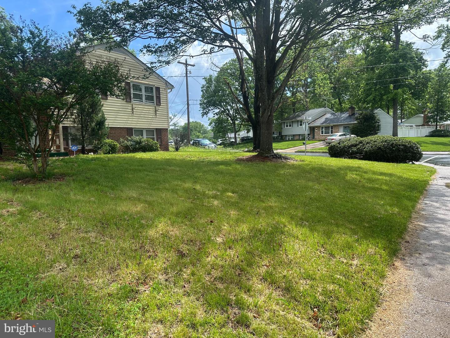 14825 CARLBERN DR, CENTREVILLE, Virginia 20120, 4 Bedrooms Bedrooms, ,2 BathroomsBathrooms,Residential,For sale,14825 CARLBERN DR,VAFX2239386 MLS # VAFX2239386