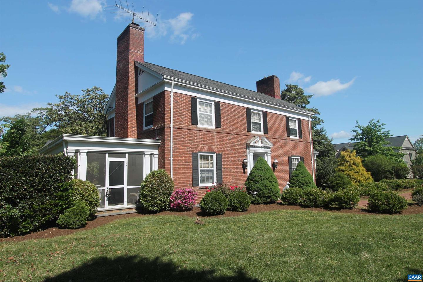 85 GEORGETOWN RD, CHARLOTTESVILLE, Virginia 22901, 3 Bedrooms Bedrooms, ,3 BathroomsBathrooms,Residential,For sale,85 GEORGETOWN RD,664240 MLS # 664240