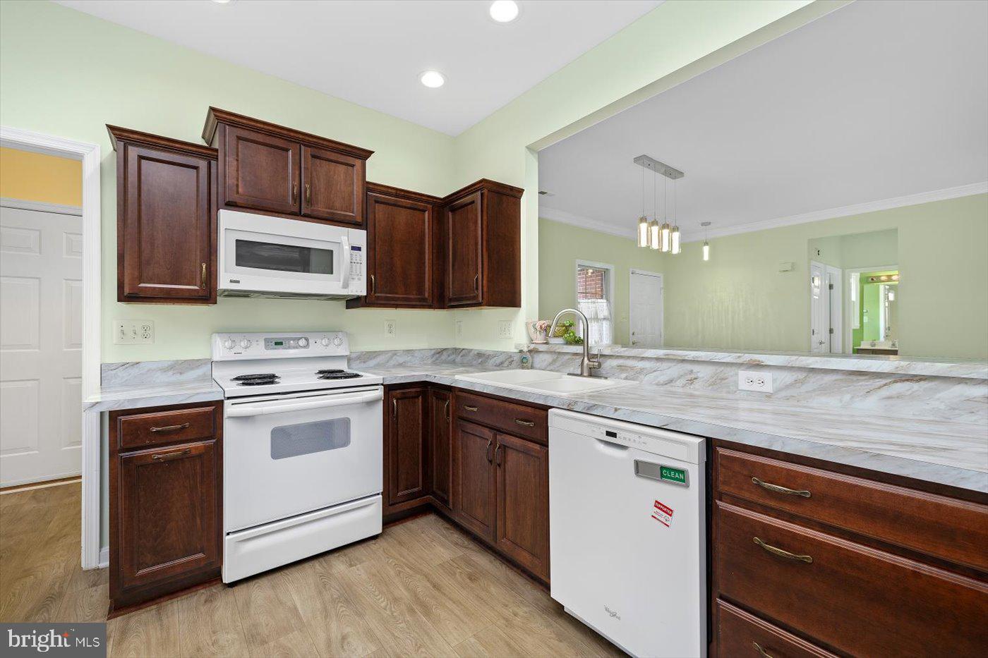6906 CASTLETON DR, FREDERICKSBURG, Virginia 22407, 3 Bedrooms Bedrooms, ,2 BathroomsBathrooms,Residential,For sale,6906 CASTLETON DR,VASP2032910 MLS # VASP2032910
