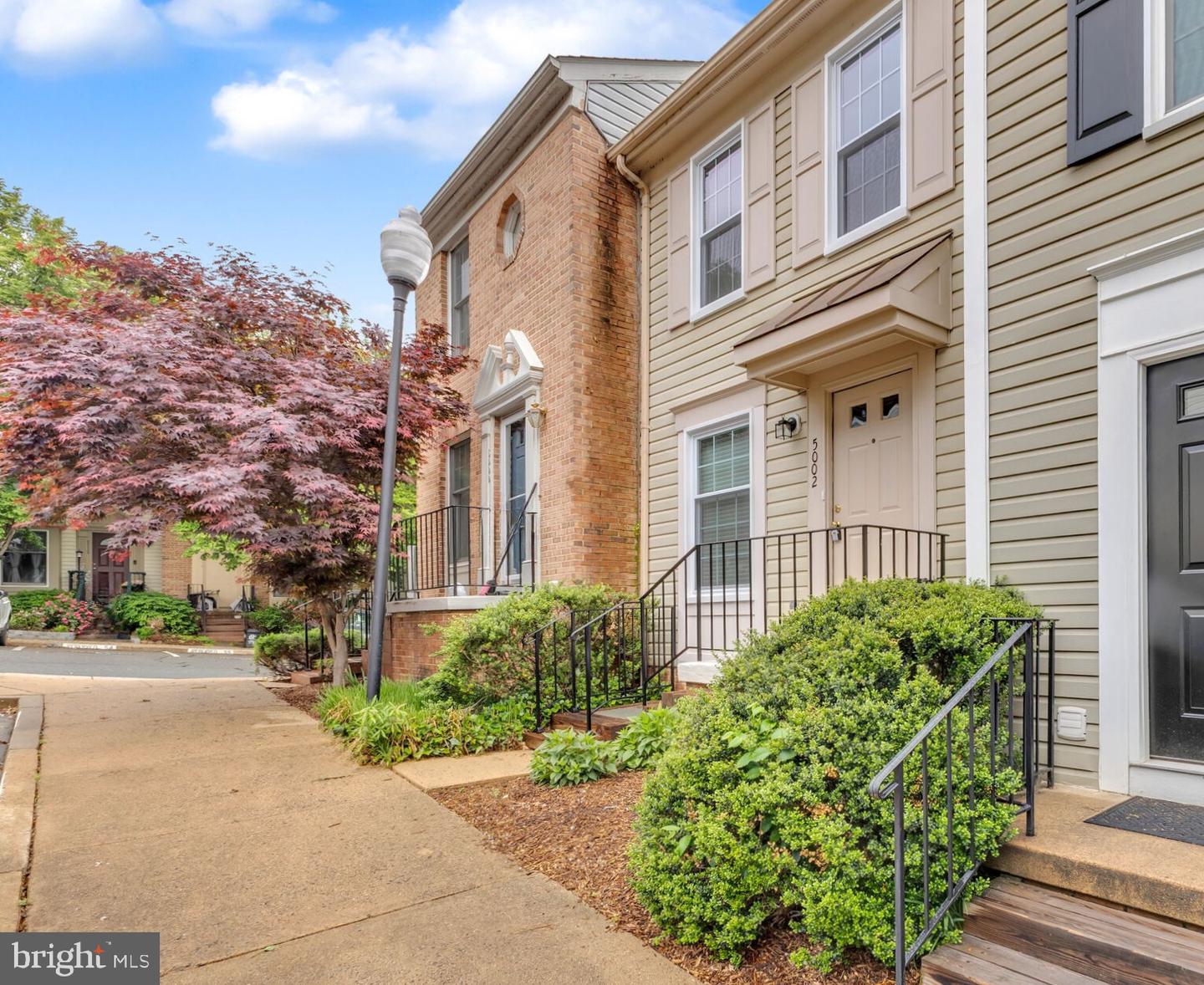 5002 9TH ST S, ARLINGTON, Virginia 22204, 2 Bedrooms Bedrooms, ,2 BathroomsBathrooms,Residential,For sale,5002 9TH ST S,VAAR2057190 MLS # VAAR2057190