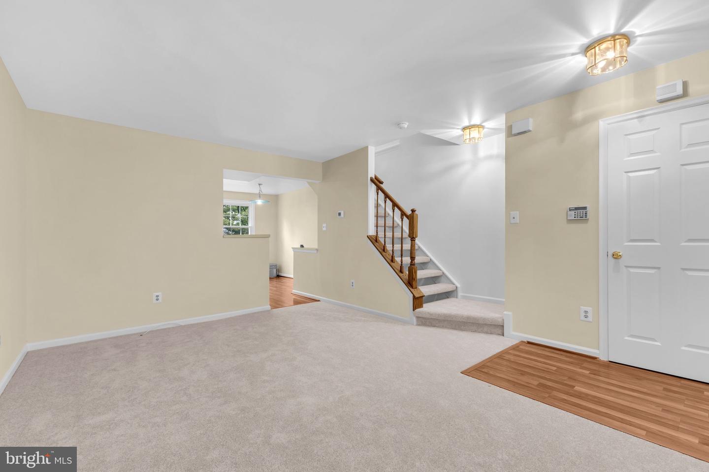 5002 9TH ST S, ARLINGTON, Virginia 22204, 2 Bedrooms Bedrooms, ,2 BathroomsBathrooms,Residential,For sale,5002 9TH ST S,VAAR2057190 MLS # VAAR2057190